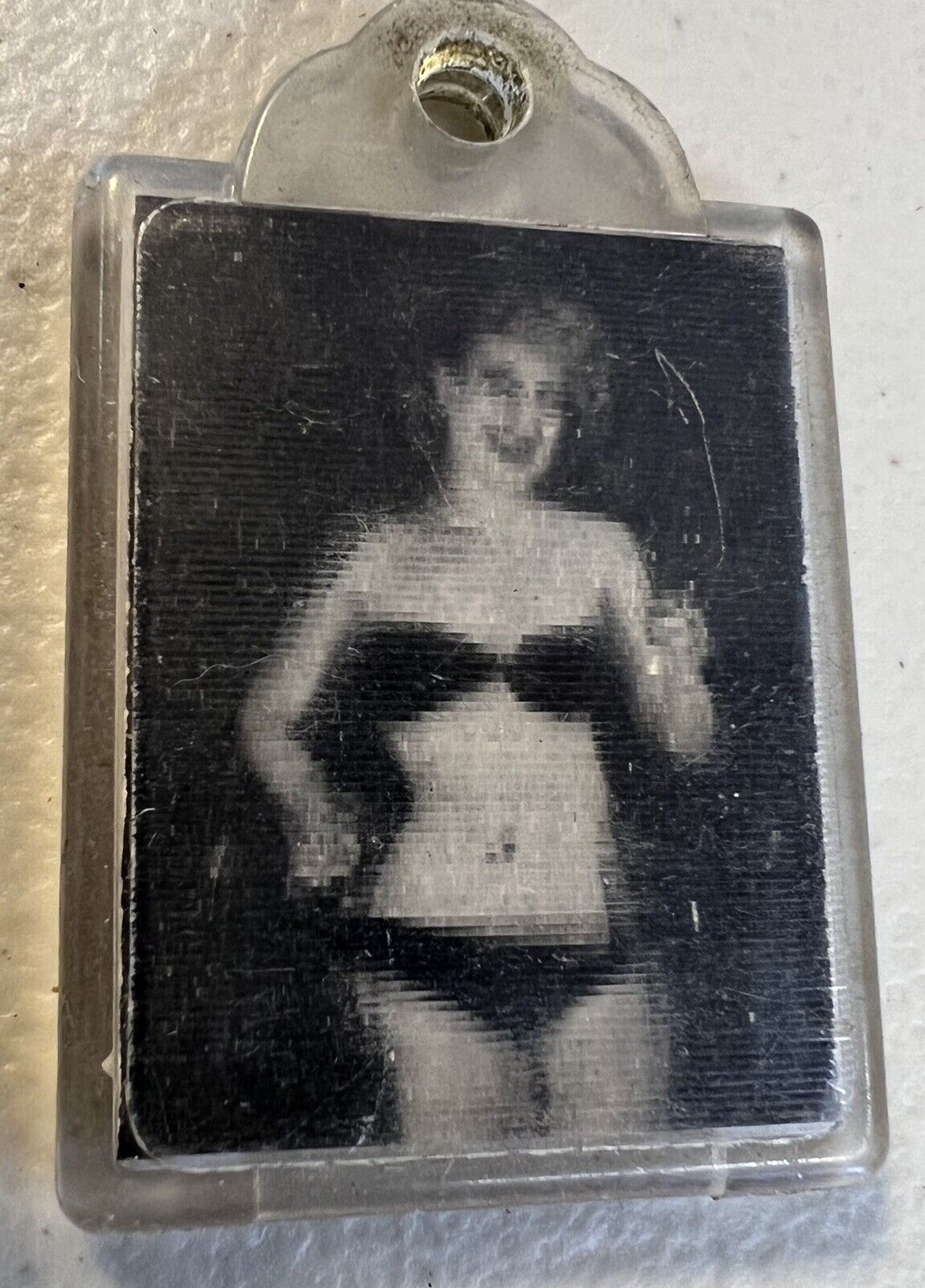 Vintage 1950’s Dancing Bikini Girl Flicker Lenticular Photo Novelty Keychain