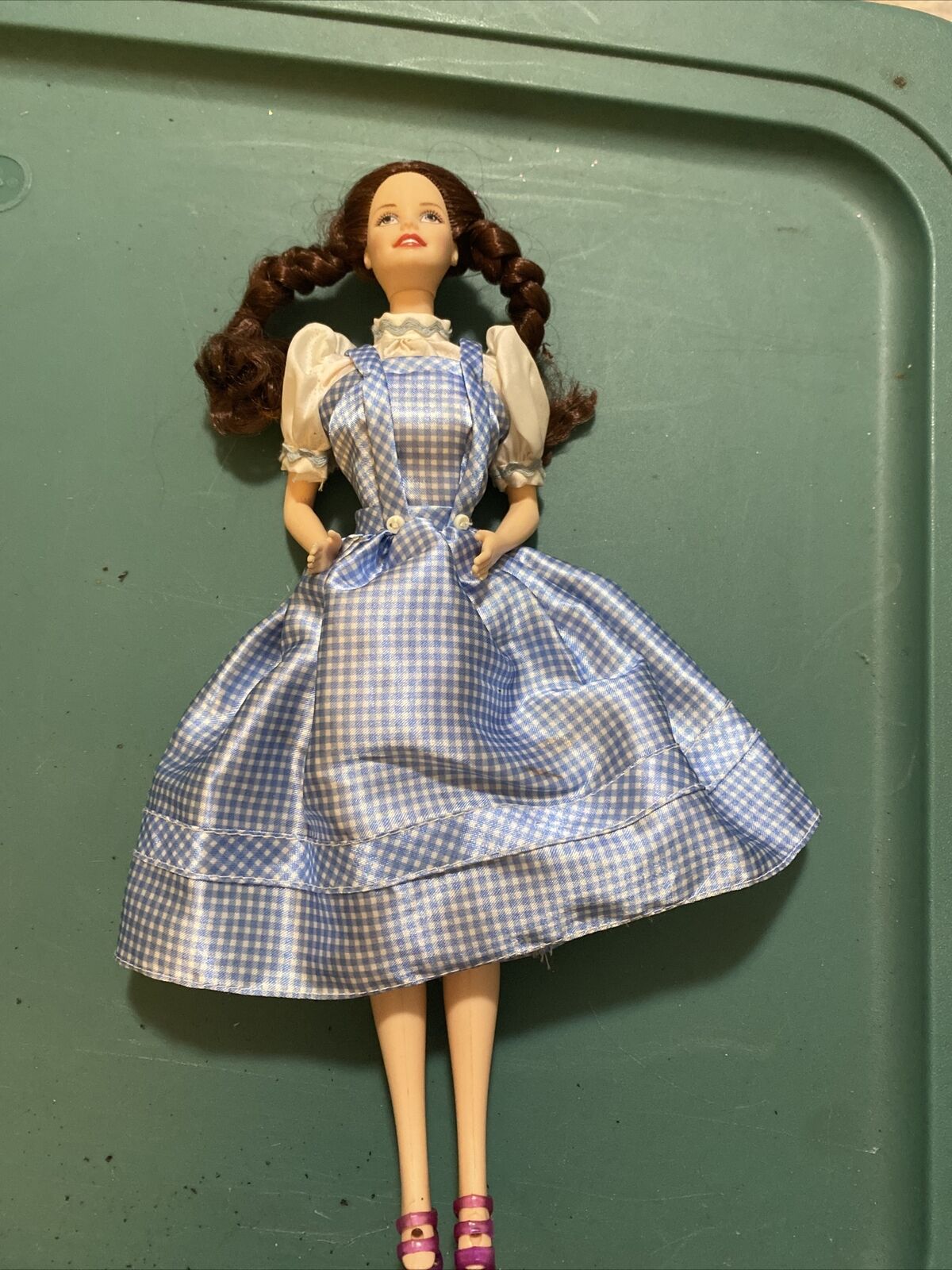 1999 Wizard Of Oz Dorothy Barbie Talks "there's No Place Like Home"