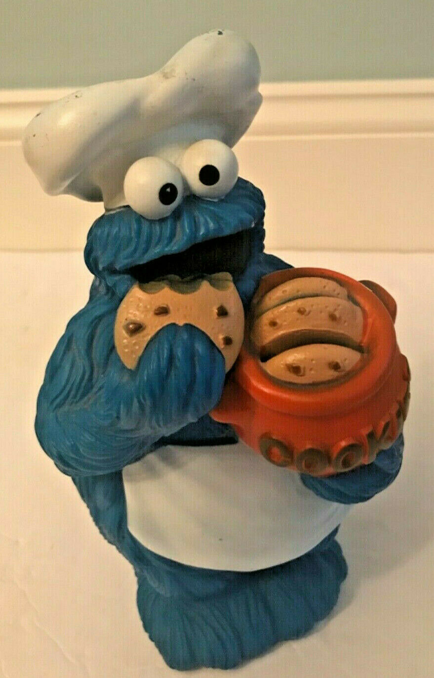 Vintage  Cookie Monster Bank 1984 Sesame Street  Muppets Plastic Made In U.s.a.