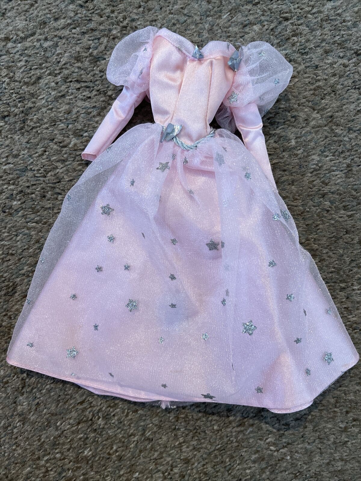 Wizard Of Oz Glinda Barbie Pink Dress 1999 Turner Entertainment