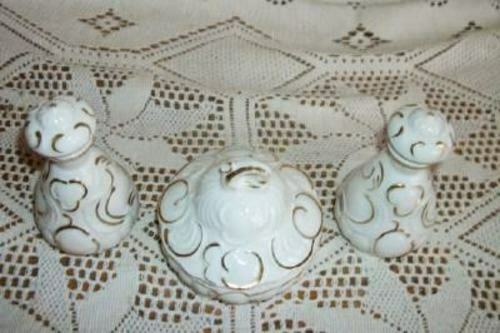 Irice Porcelain White Gilt Vanity Set Vintage 1940's Japan Perfumes Powder Jar